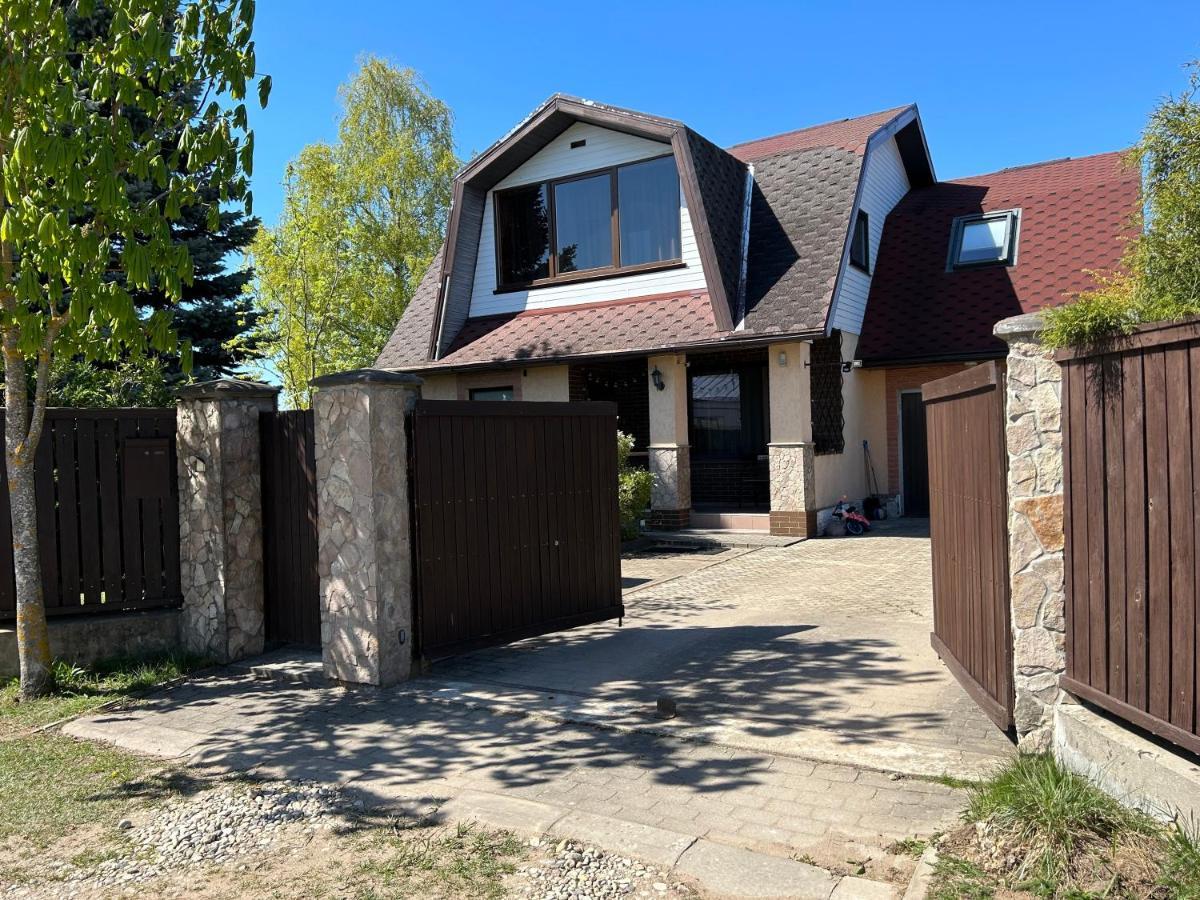 Holiday House Vijole Рига Екстериор снимка